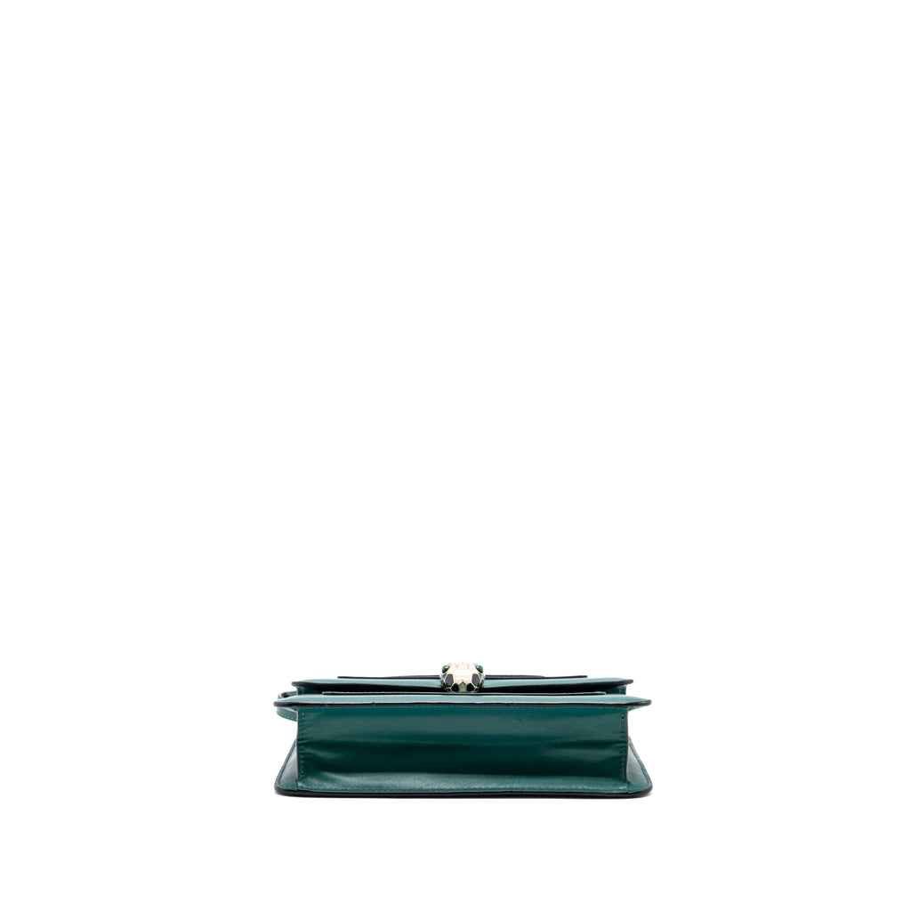 bvlgari-serpenti-forever-chain-bag-calfskin-green-lghw-2