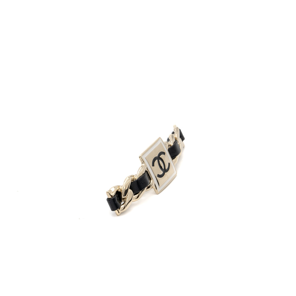 chanel-square-cc-logo-hair-clip-black-light-gold-tone-copy-1