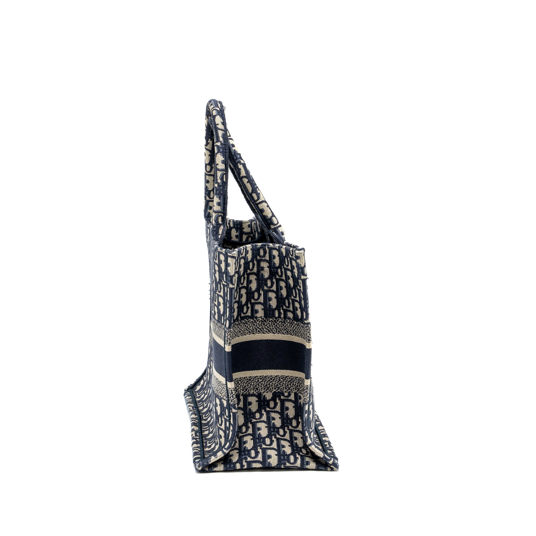 dior-medium-book-tote-blue-dior-oblique-embroidery-2