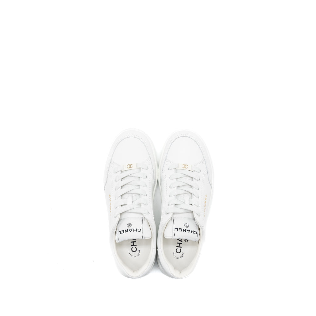 chanel-size-37-5-sneaker-leather-white-lghw