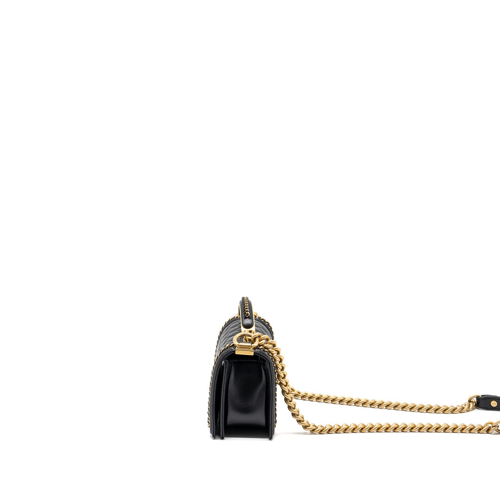 chanel-top-handle-small-boy-bag-limited-edition-calfskin-black-ghwmicrochip
