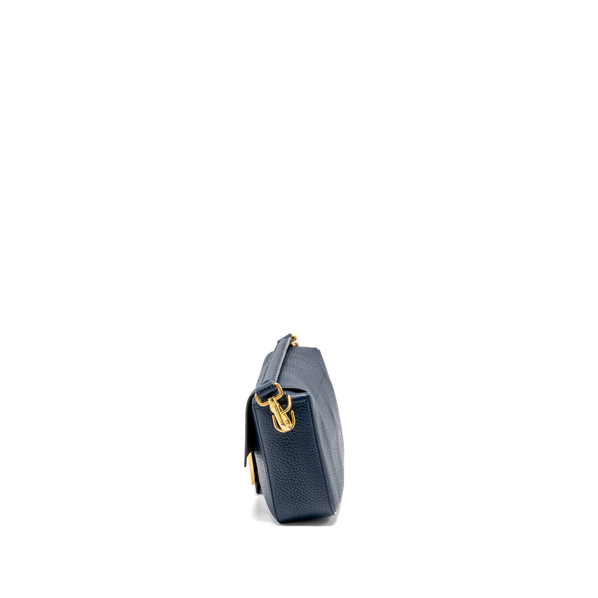 fendi-baguette-bag-grained-calfskin-dar-blue-ghw