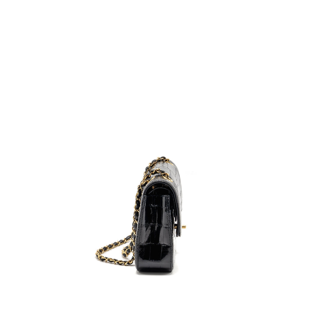 chanel-medium-classic-double-flap-bag-alligator-mississippiensis-black-ghw-copy-1