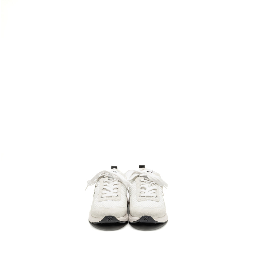 chanel-size-39-cc-logo-sneaker-mesh-suede-black-white