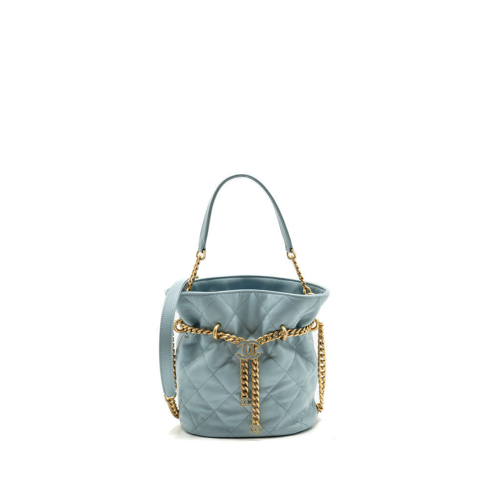 chanel-blue