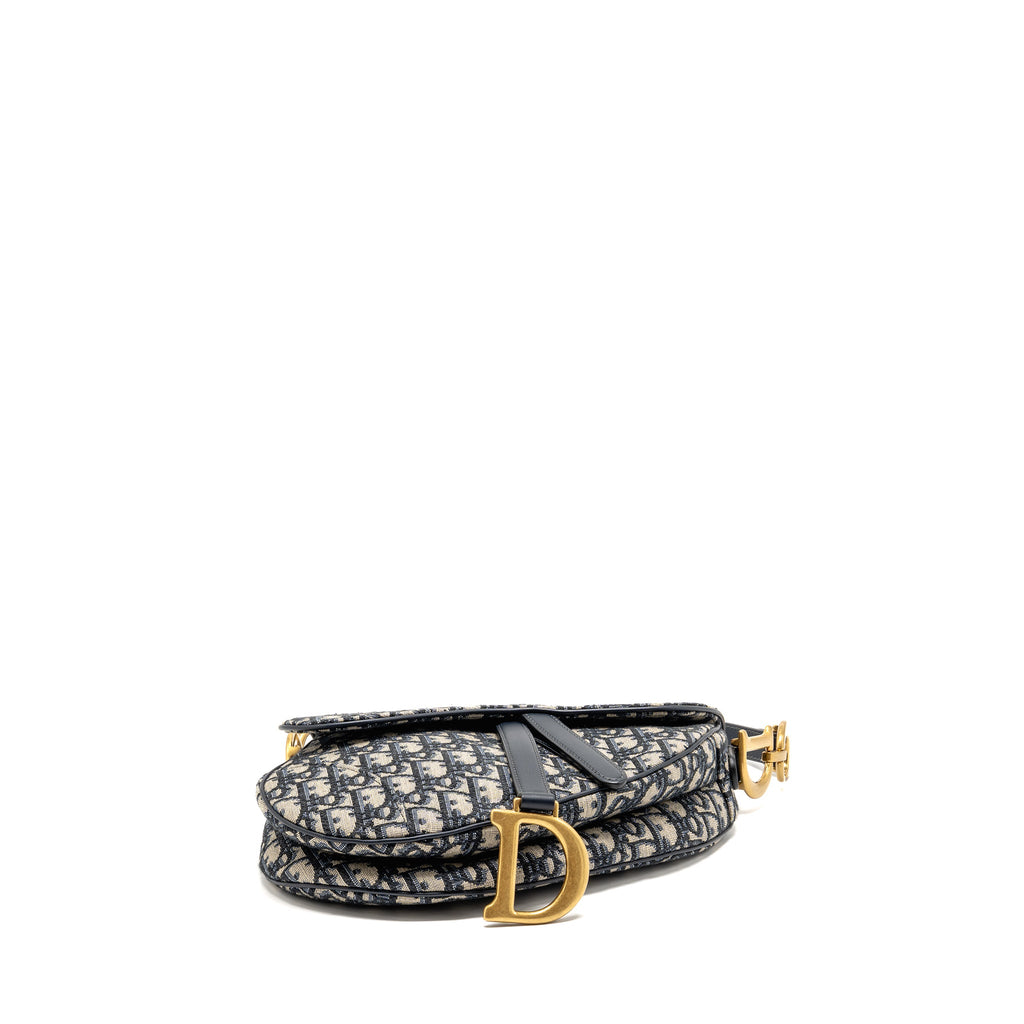 dior-medium-saddle-bag-blue-oblique-canvas-ghw-copy-2