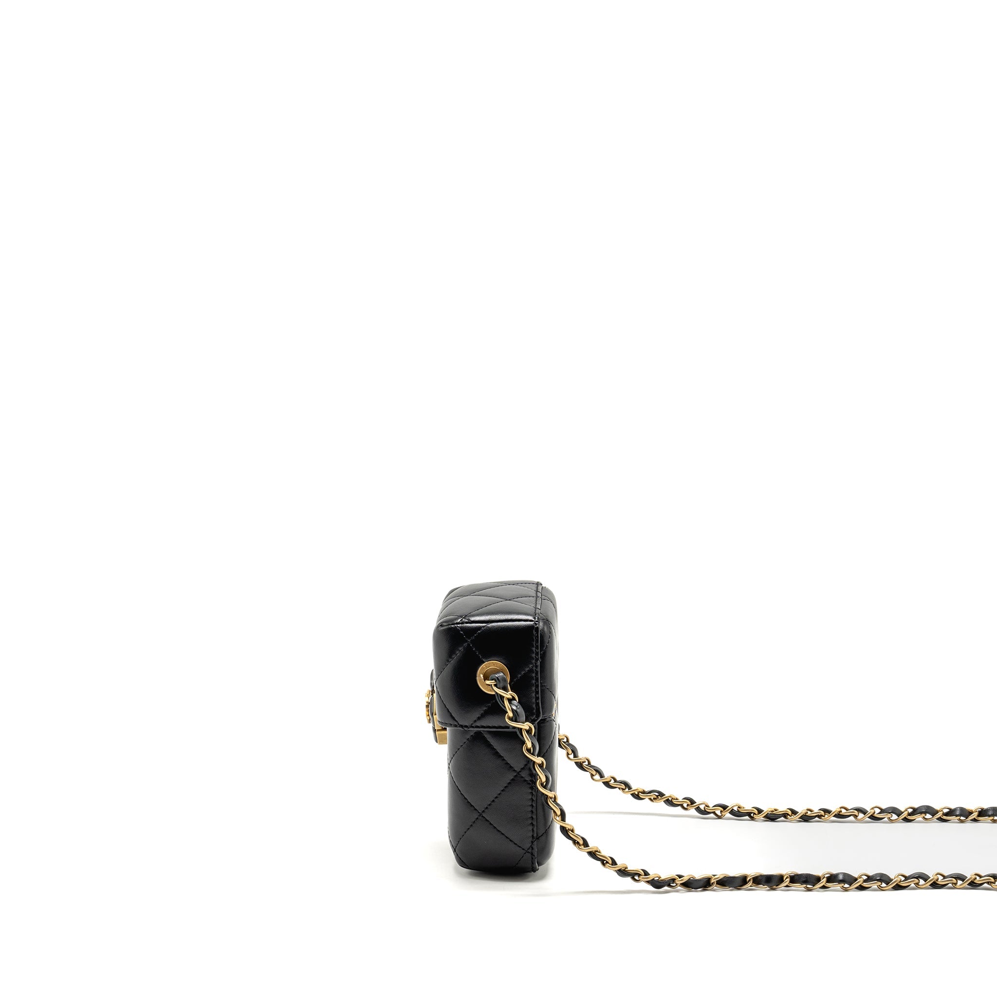 chanel-black-15