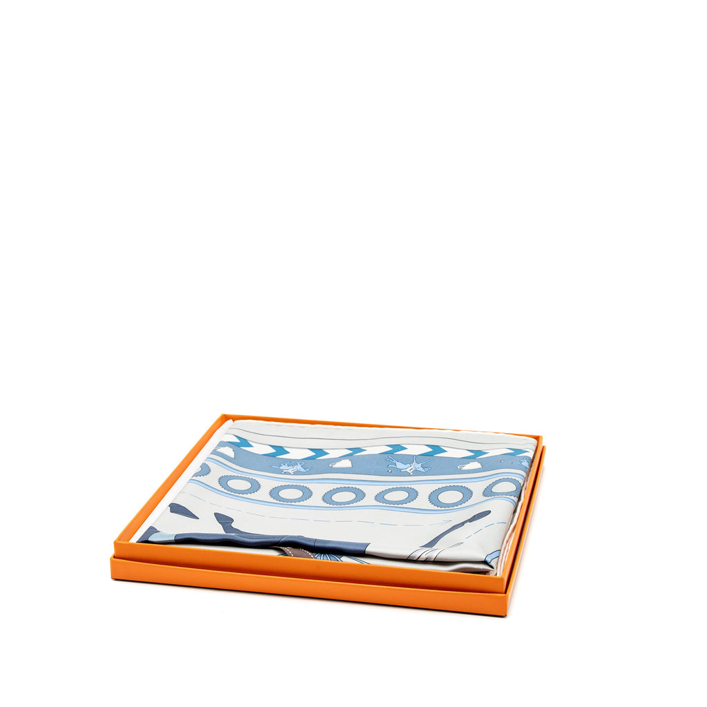 hermes-90cm-tea-for-two-silk-scarf-gris-perle-bleu-ciel-bleu-jean