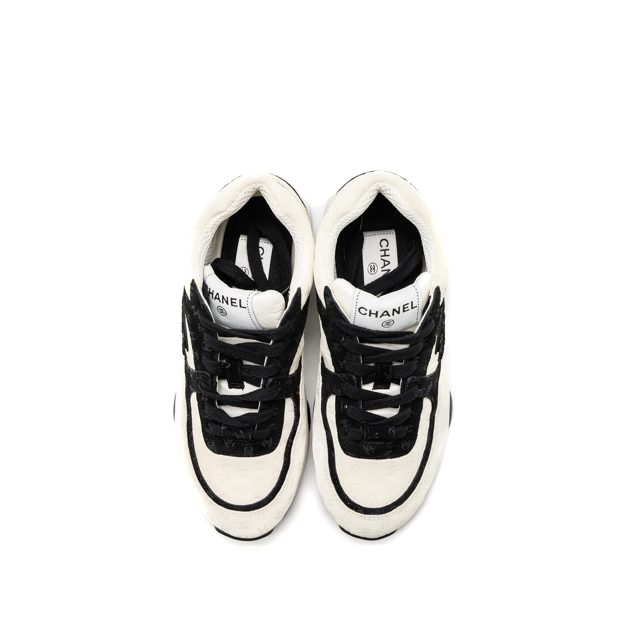 chanel-size-35-5-22a-trainers-printed-suede-calfskin-black-white