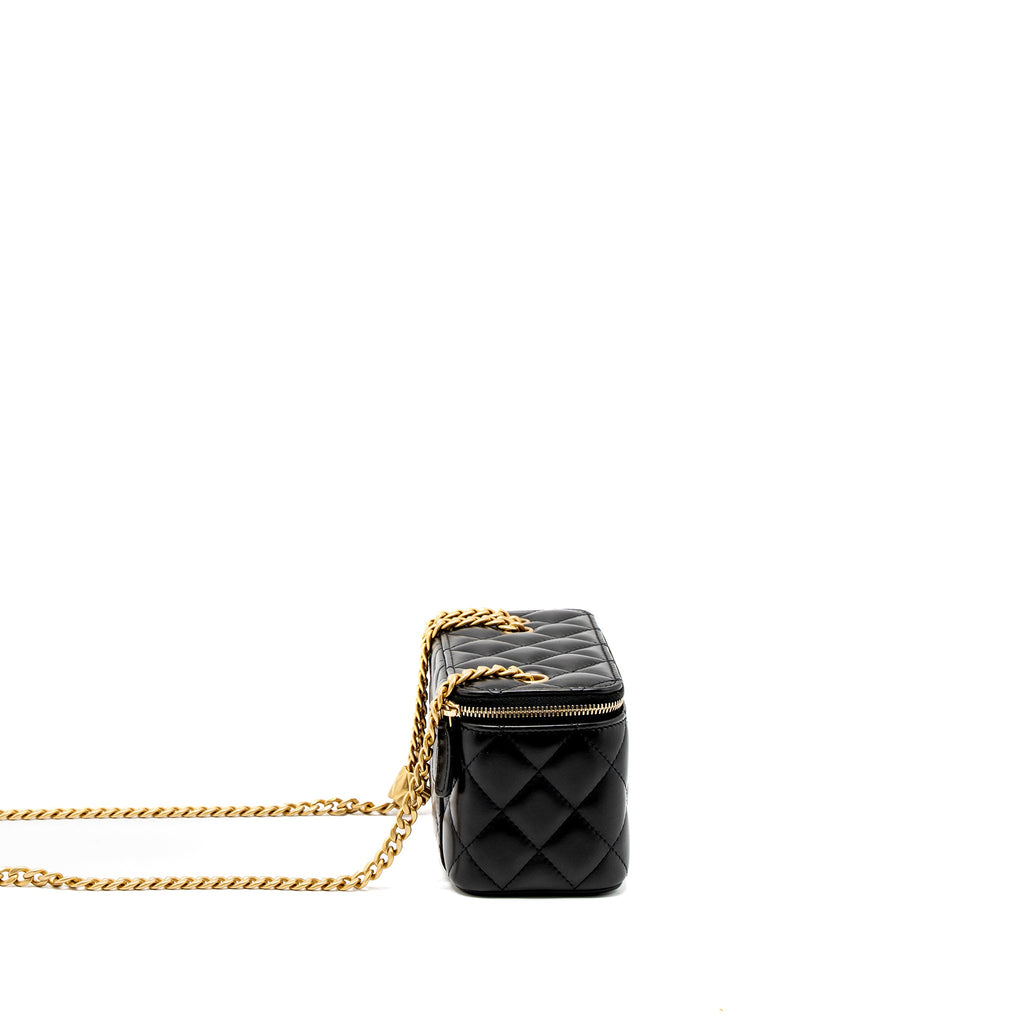 chanel-22k-gold-pillar-adjustable-chain-long-vanity-lambskin-black-brushed-ghwmicrochip