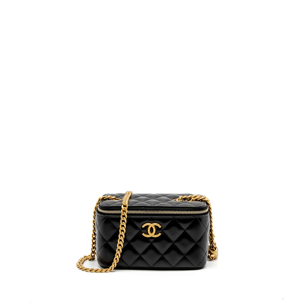 chanel-22k-gold-pillar-adjustable-chain-long-vanity-lambskin-black-brushed-ghwmicrochip