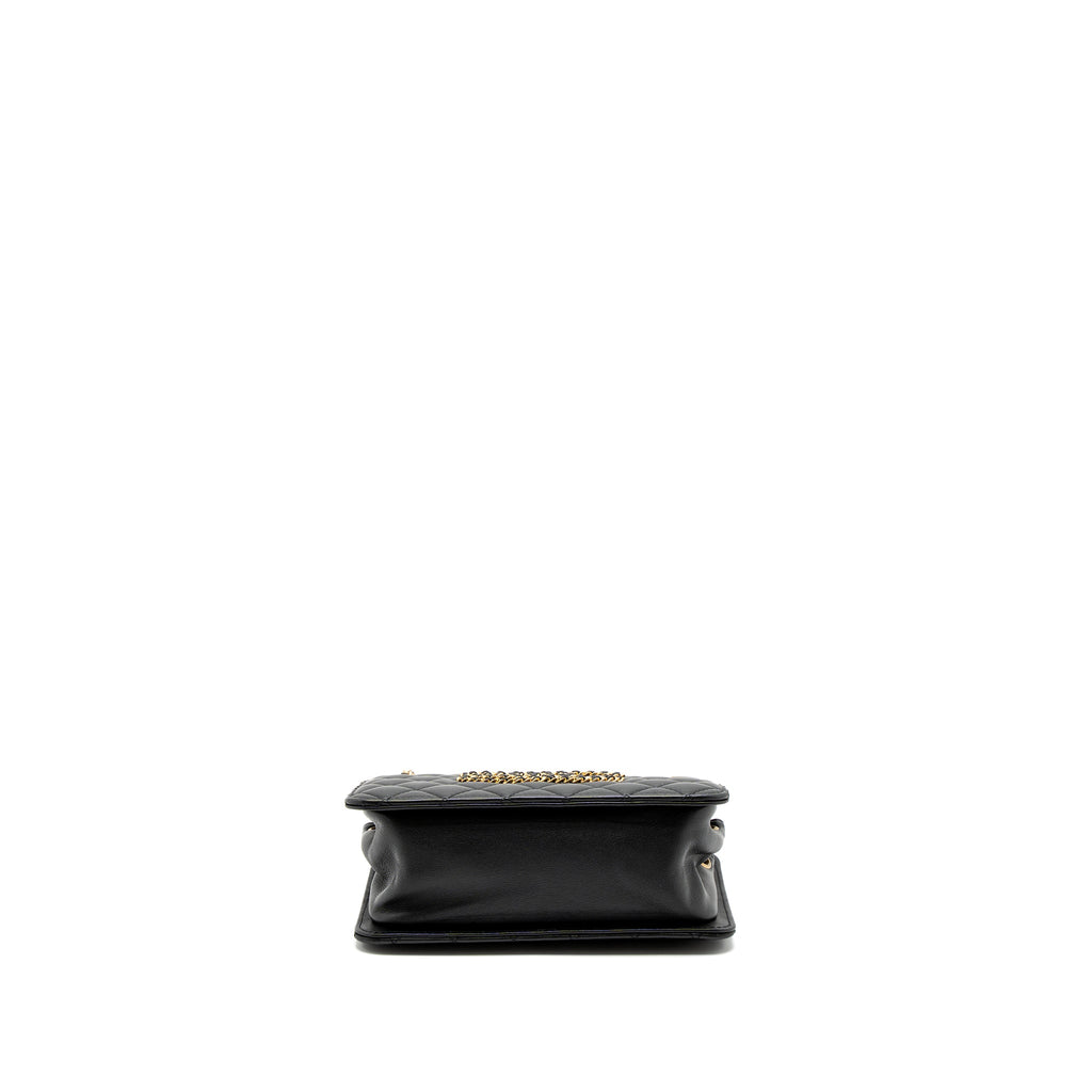 chanel-giant-cc-logo-mini-tote-bag-lambskin-black-ghw