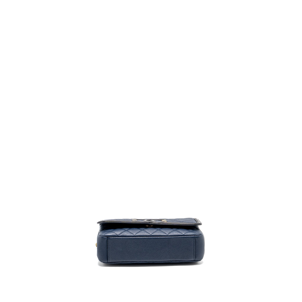 chanel-filigree-flap-bag-caviar-navy-black-ghw