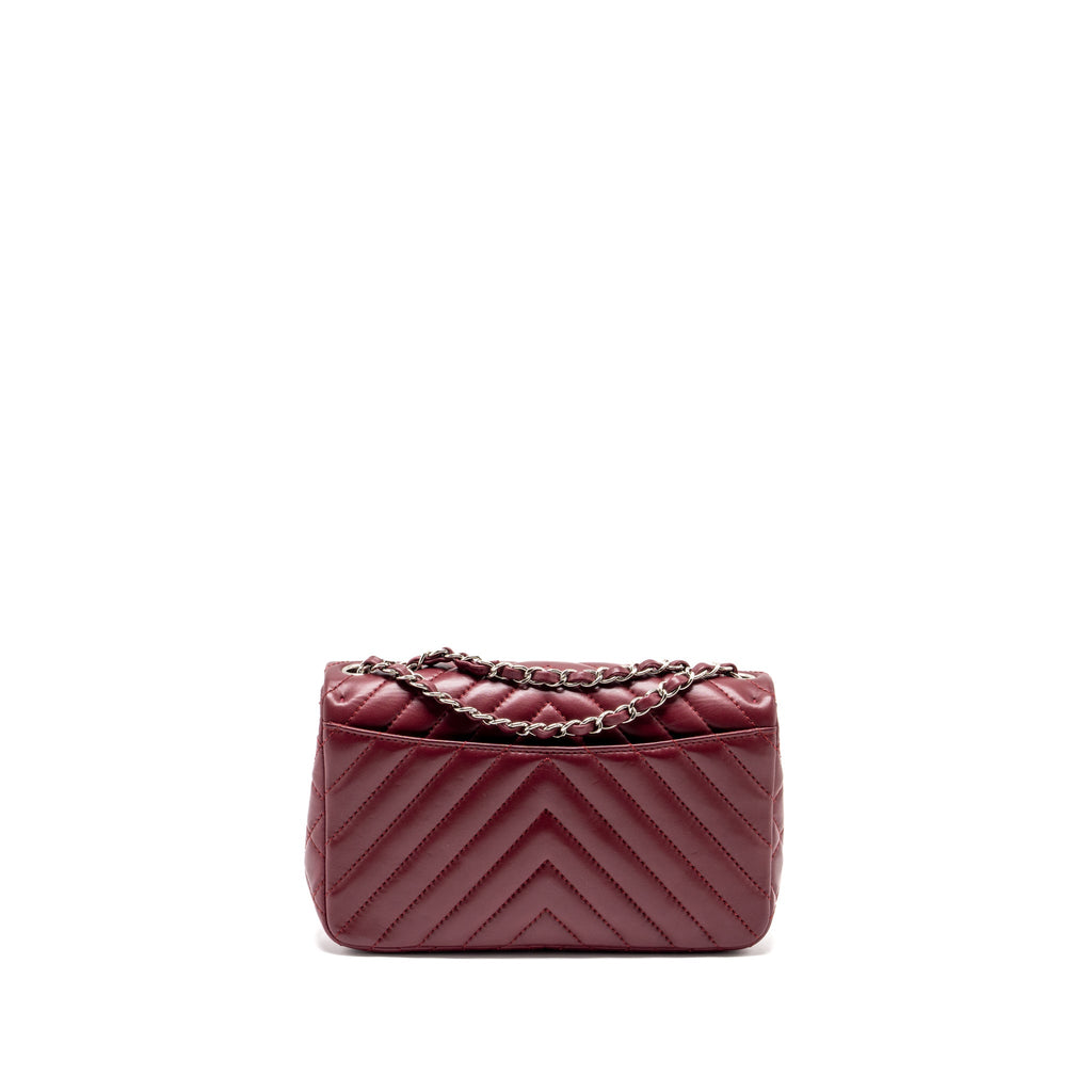 chanel-chevron-flap-bag-lambskin-burgundy-shw