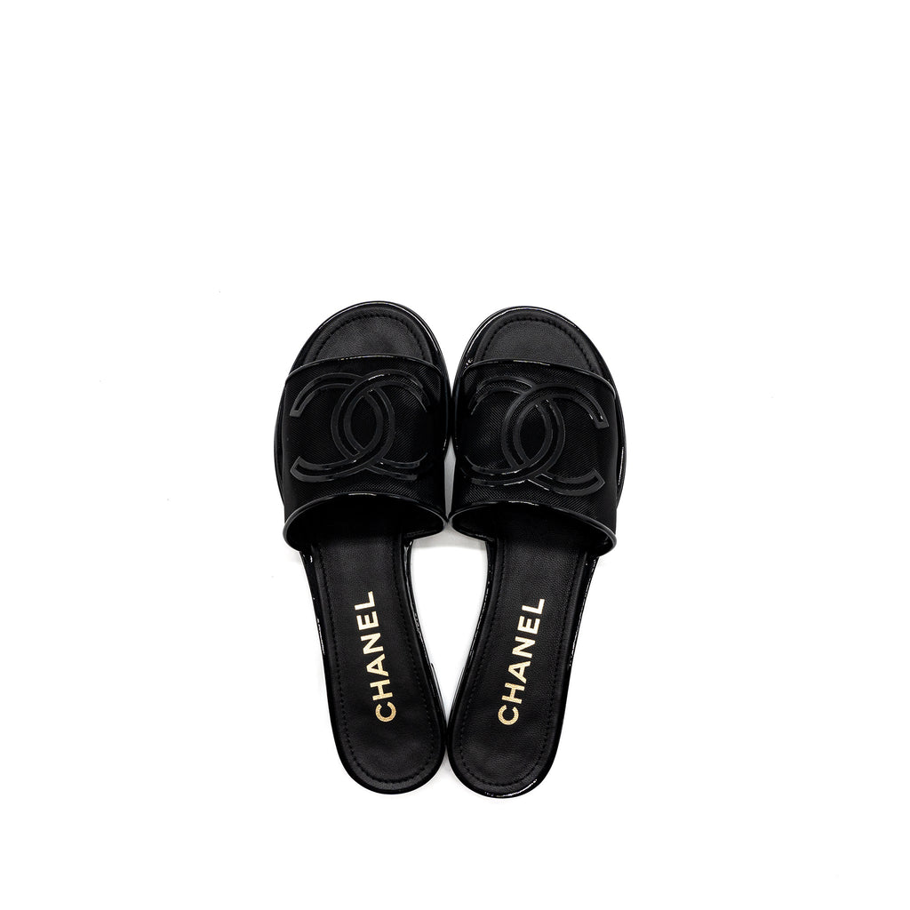 chanel-size-38-cc-logo-sandals-black