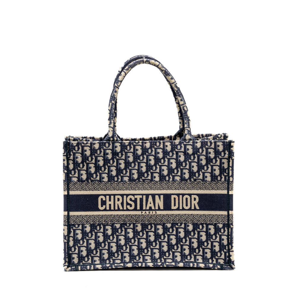 dior-medium-book-tote-dior-oblique-embroidery-blue
