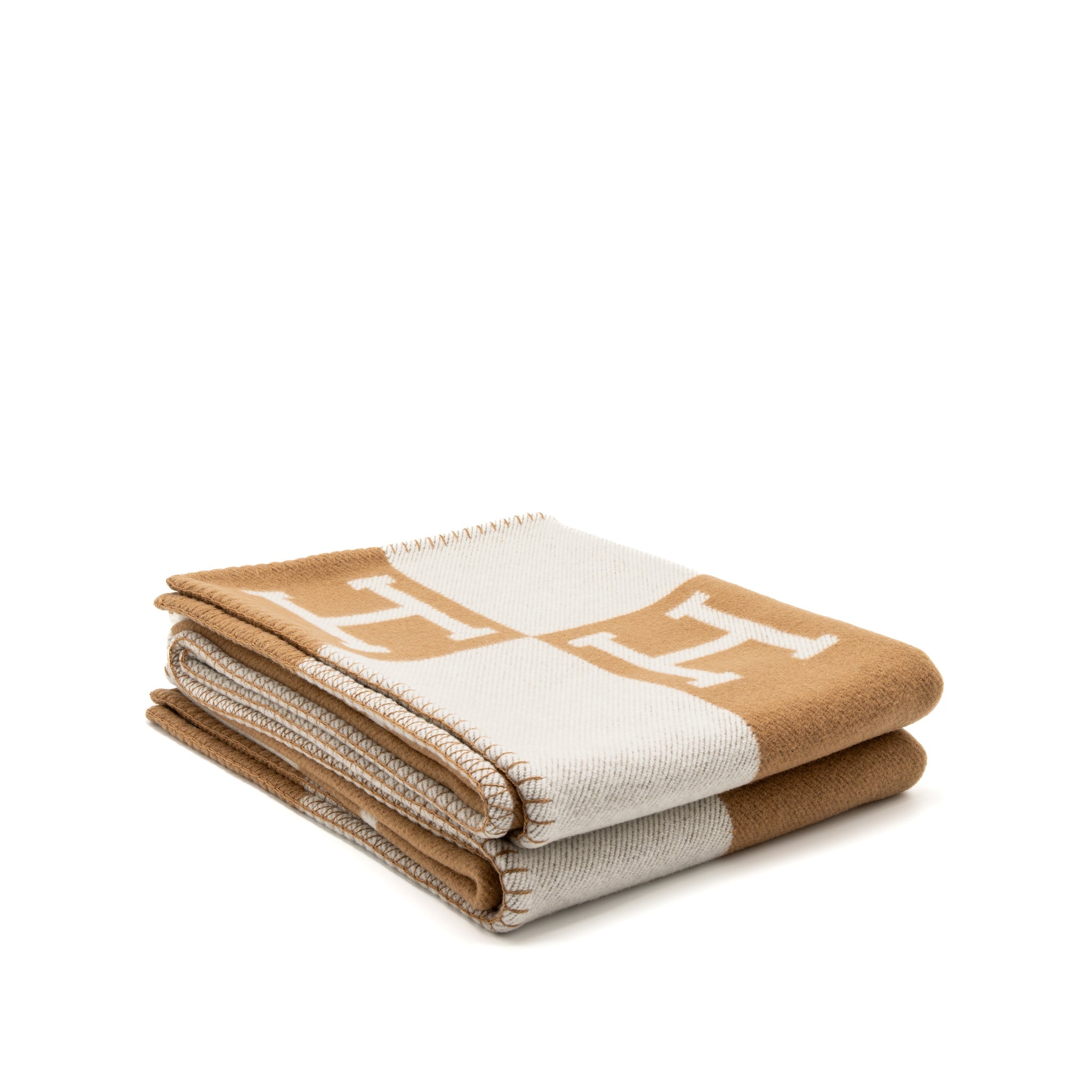 hermes-avalon-thrown-blanket-camel