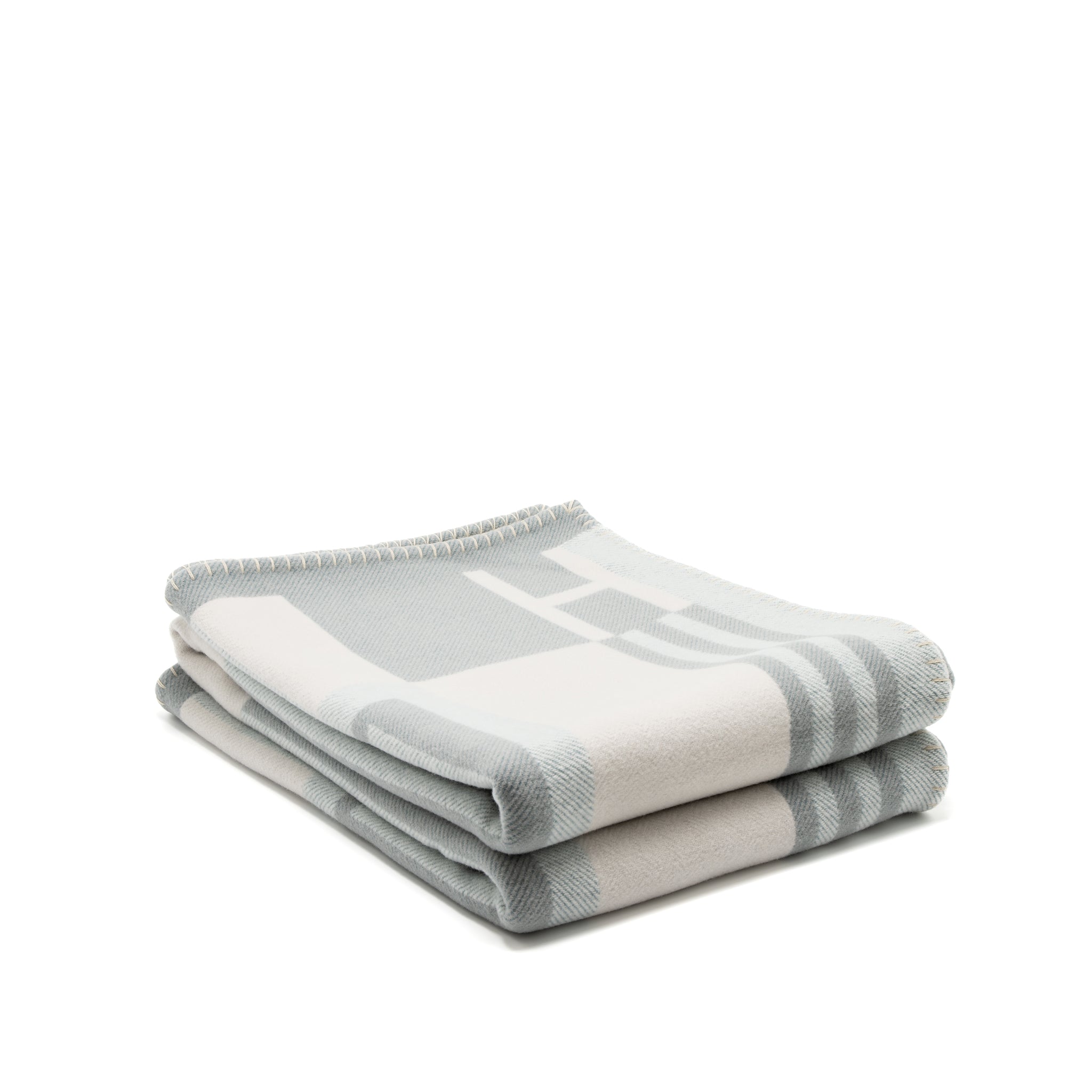 hermes-ithaque-blanket-wool-cashmere-gris-perle-2