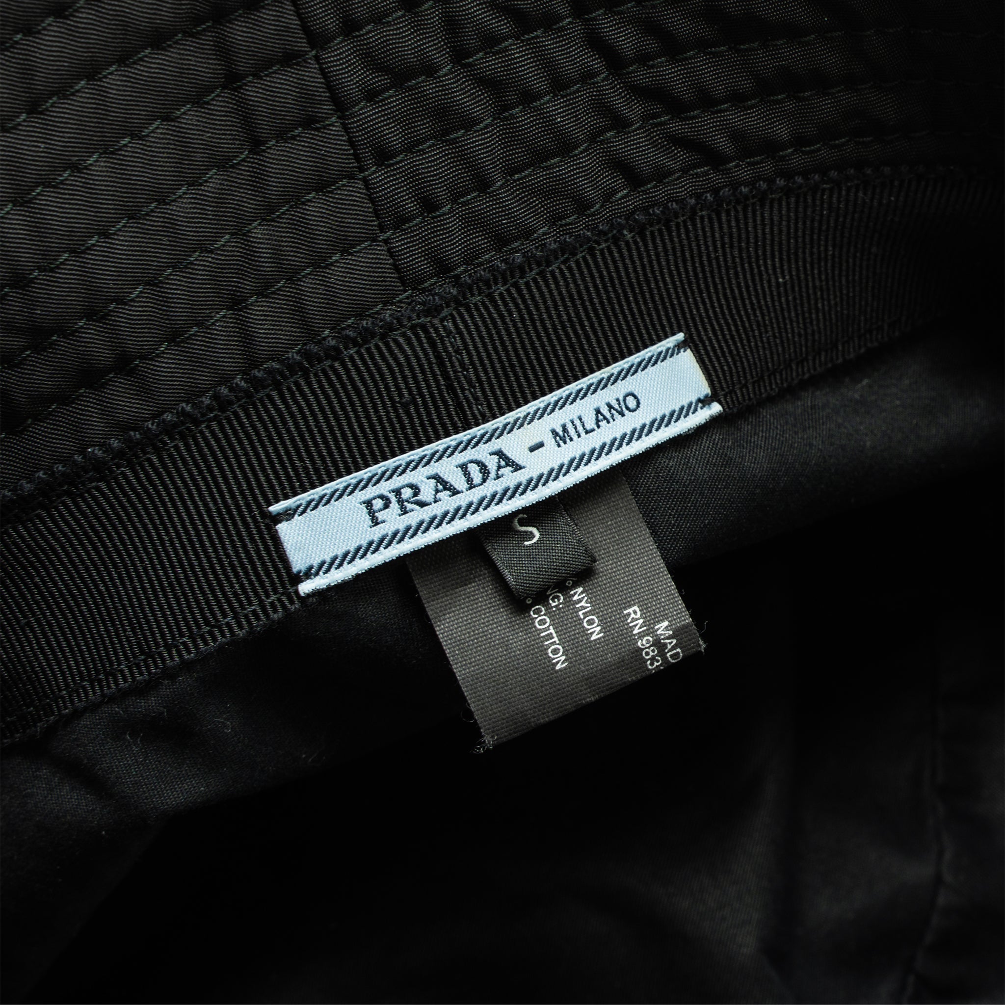 prada-size-s-re-nylon-bucket-hat-black-shw