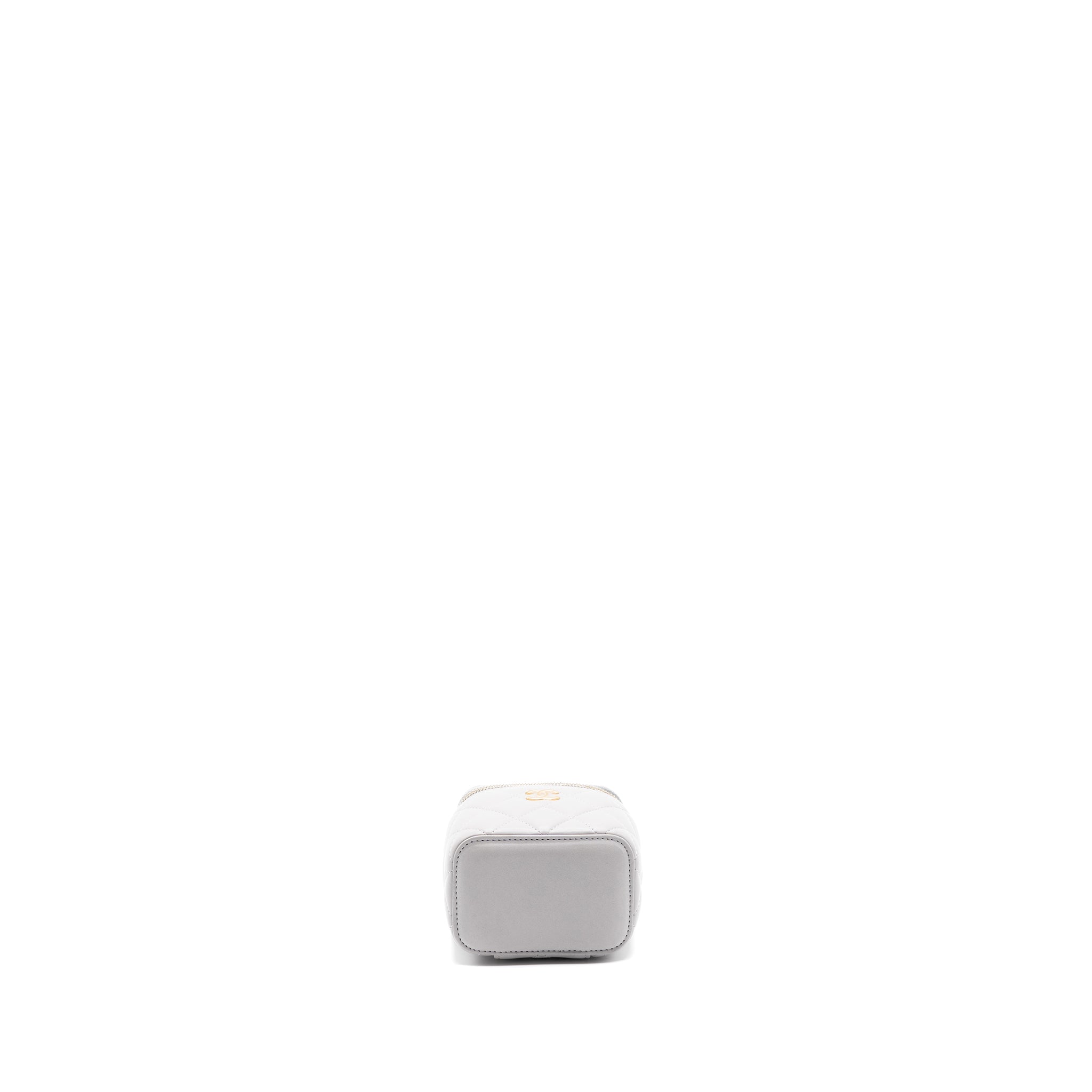 chanel-top-handle-mini-vanity-with-chain-light-grey-ghw