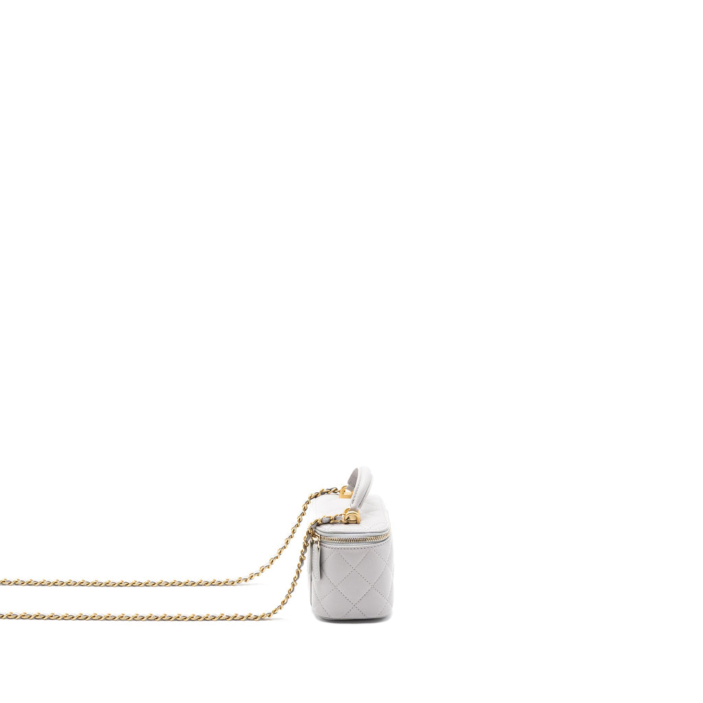 chanel-top-handle-mini-vanity-with-chain-light-grey-ghw