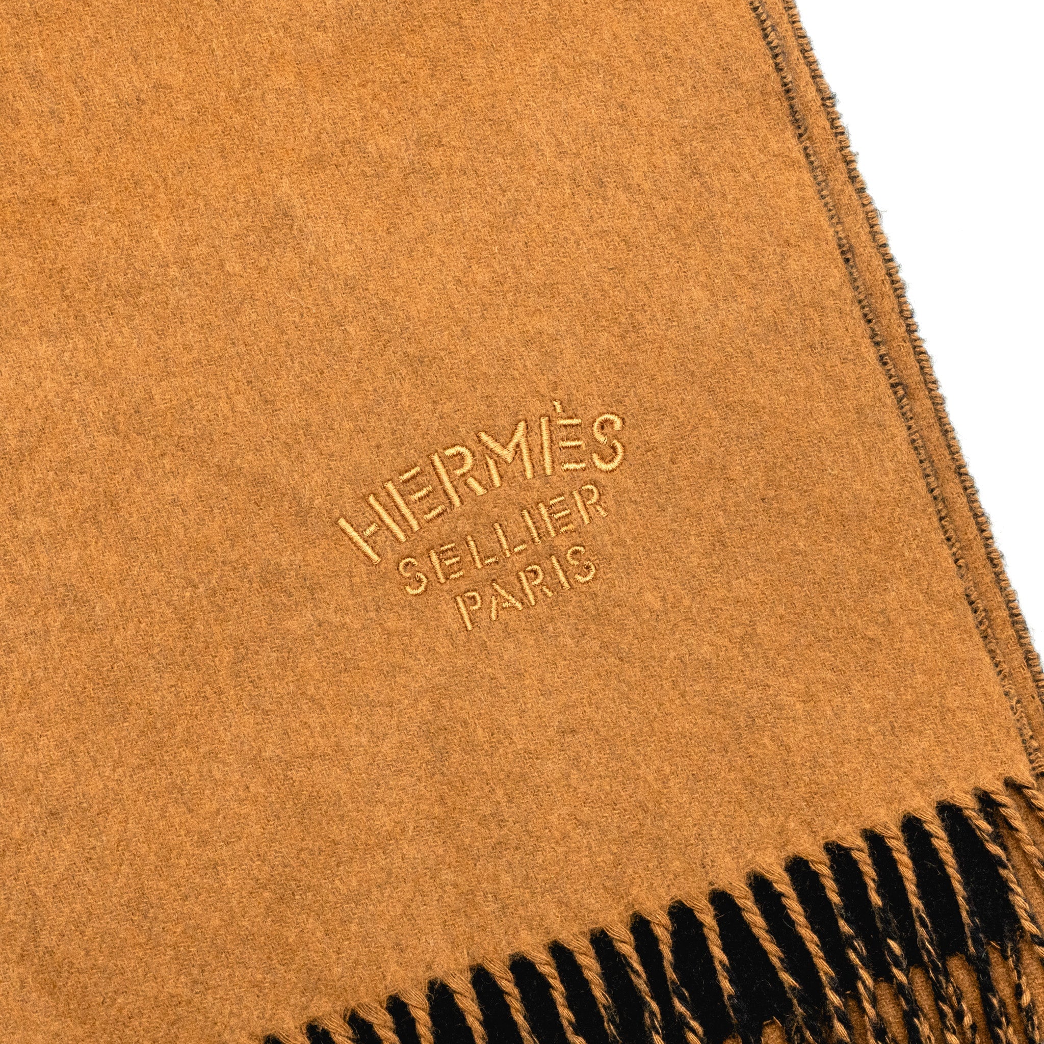 hermes-60x200-cm-cheval-punk-muffler-cashmere-caramel-navy