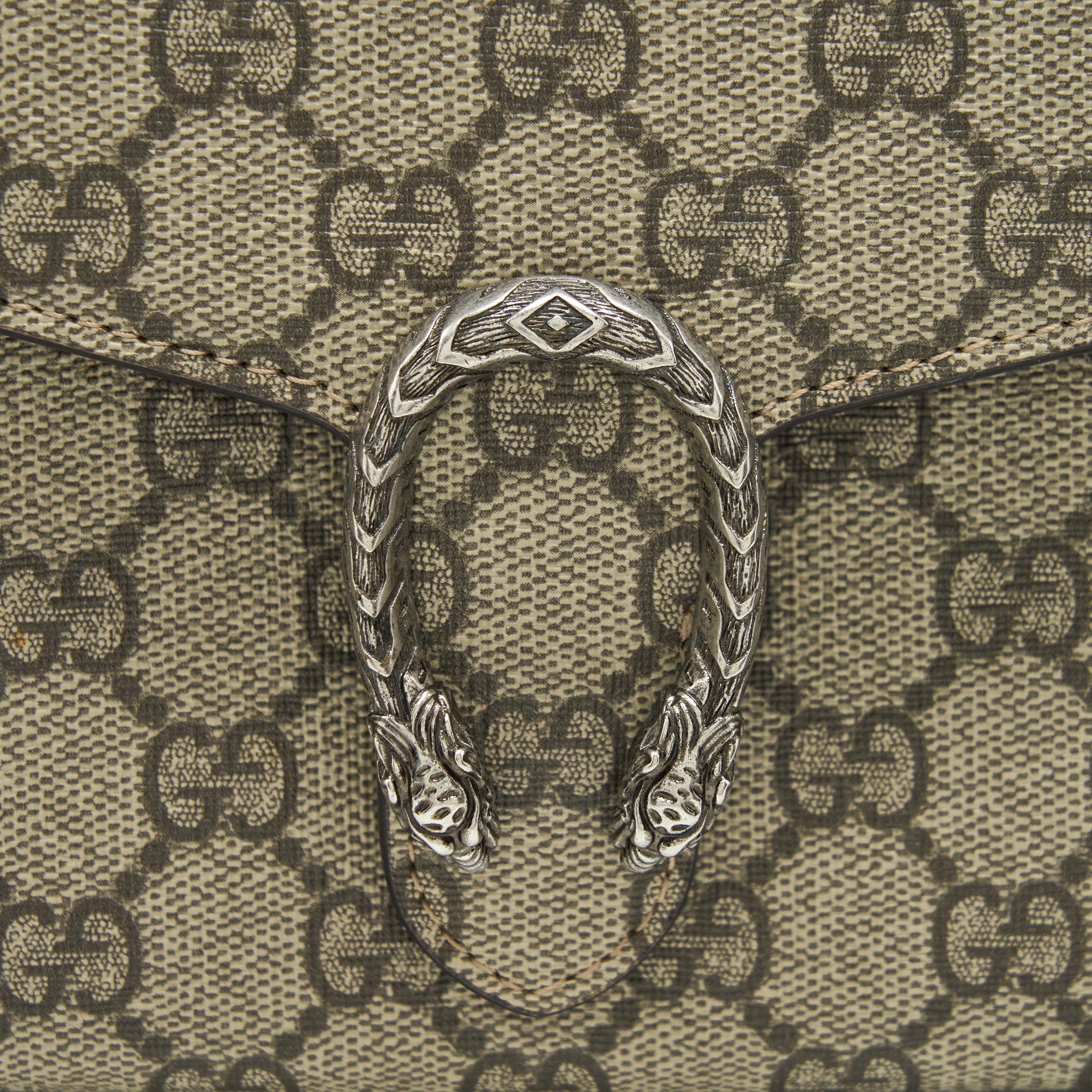 gucci-dionysus-wallet-on-chain-gg-supreme-canvas-shw