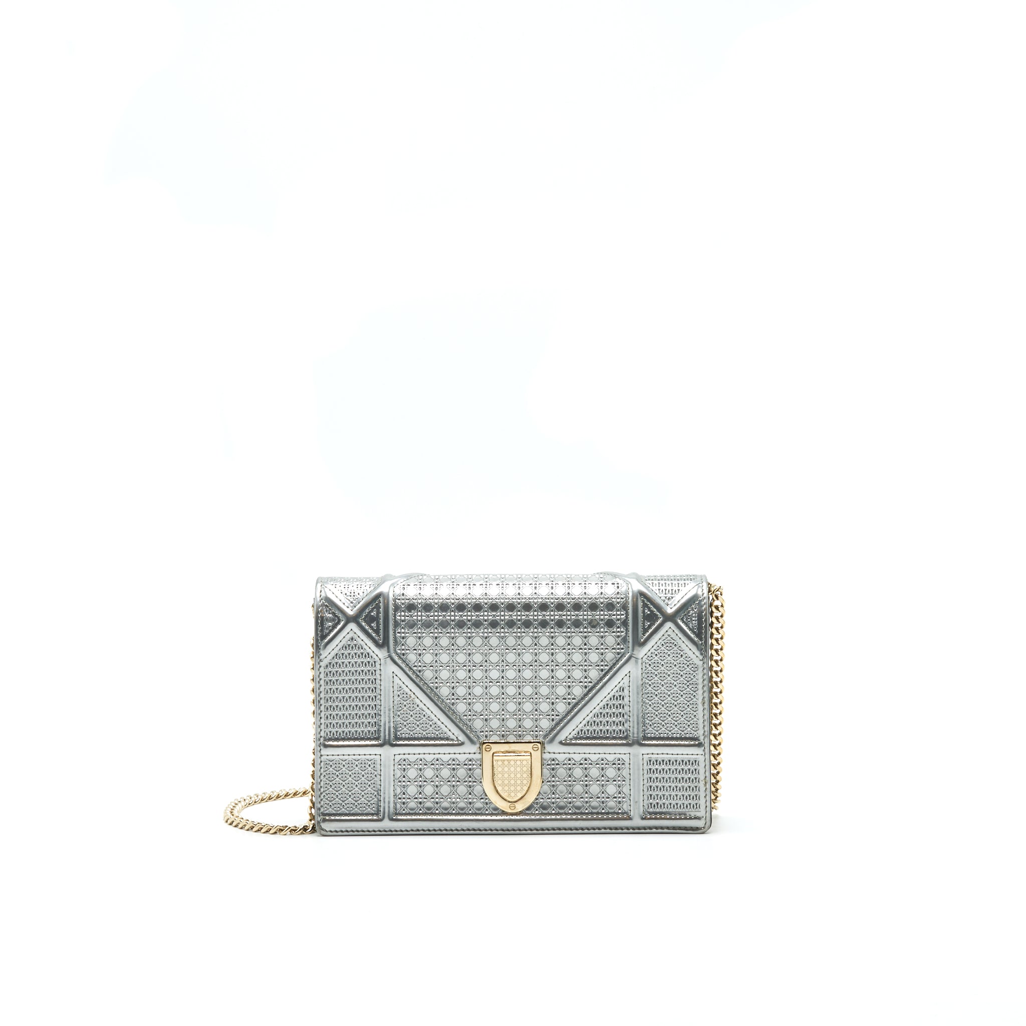 dior-diorama-wallet-on-chain-metallic-sylvier-ghw