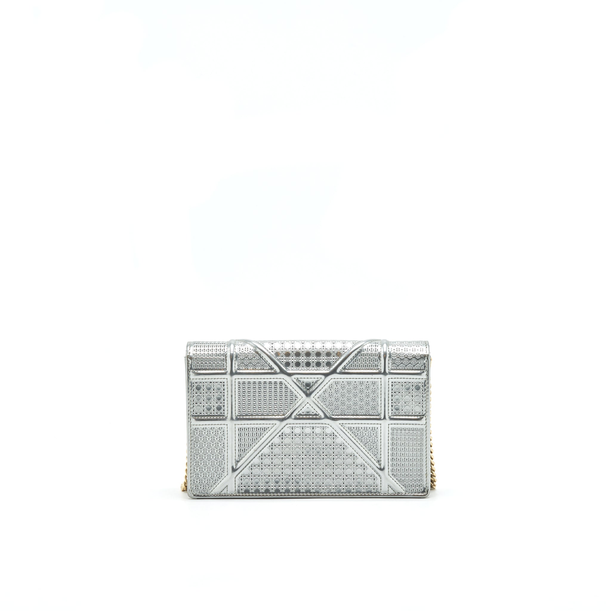 dior-diorama-wallet-on-chain-metallic-sylvier-ghw