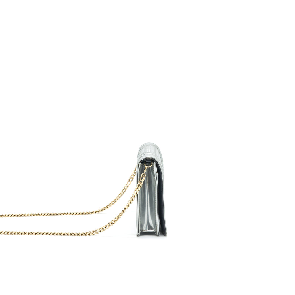 dior-diorama-wallet-on-chain-metallic-sylvier-ghw