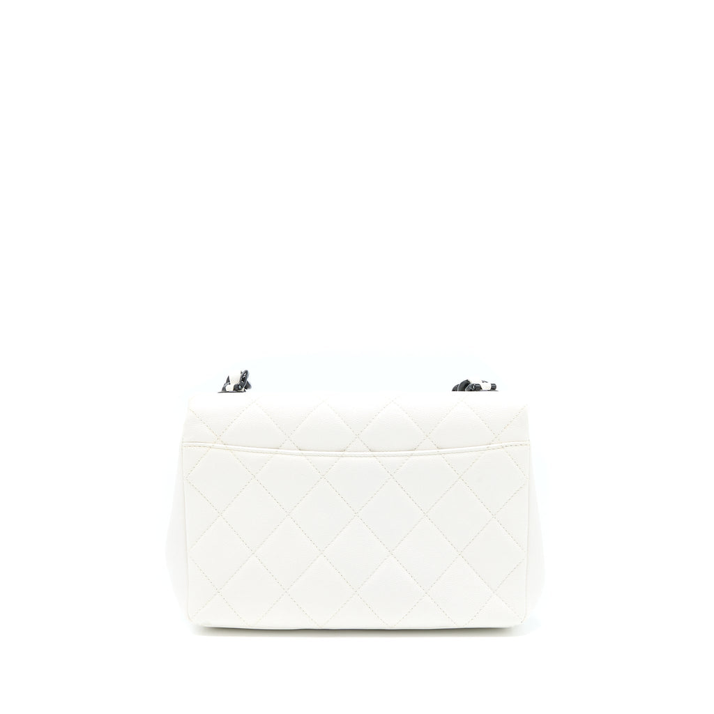 chanel-seasonal-flap-bag-caviar-white-with-black-hardware