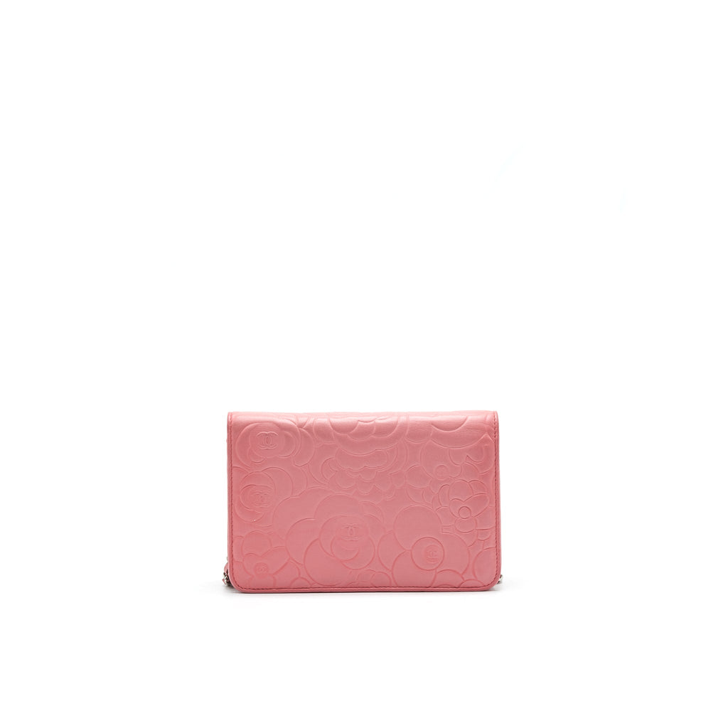 chanel-camelia-wallet-on-chain-pink-shw
