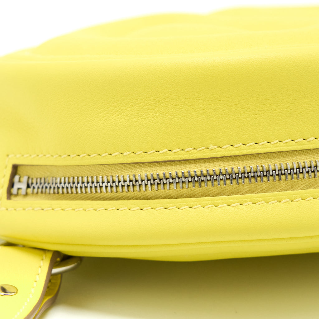 hermes-in-the-loop-belt-bag-swift-lime-sesame-shw-stamp-u
