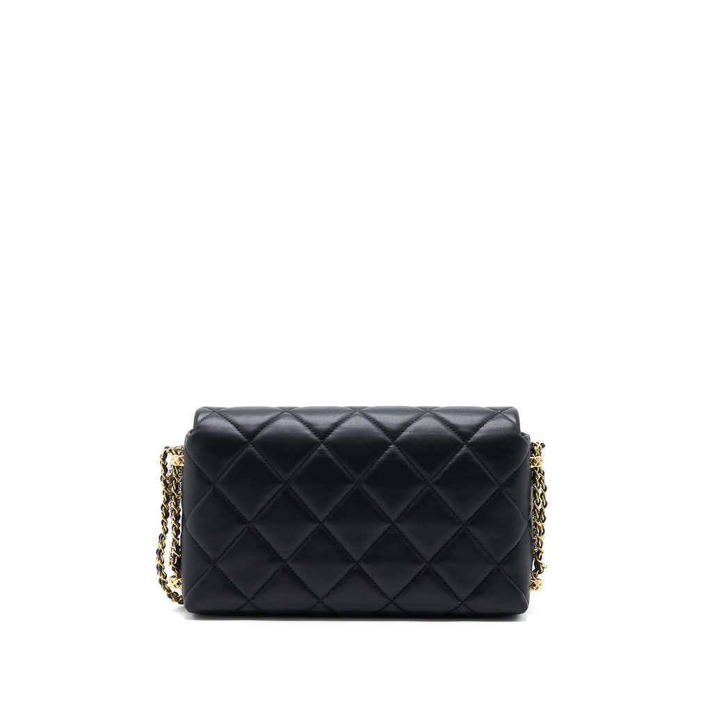 chanel-quilted-detailed-logo-flap-bag-lambskin-black-ghw-microchip
