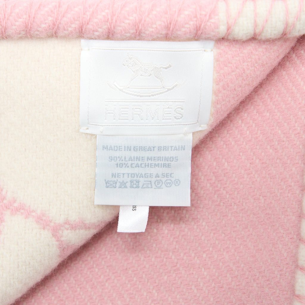 hermes-avalon-baby-blanket-pink-1