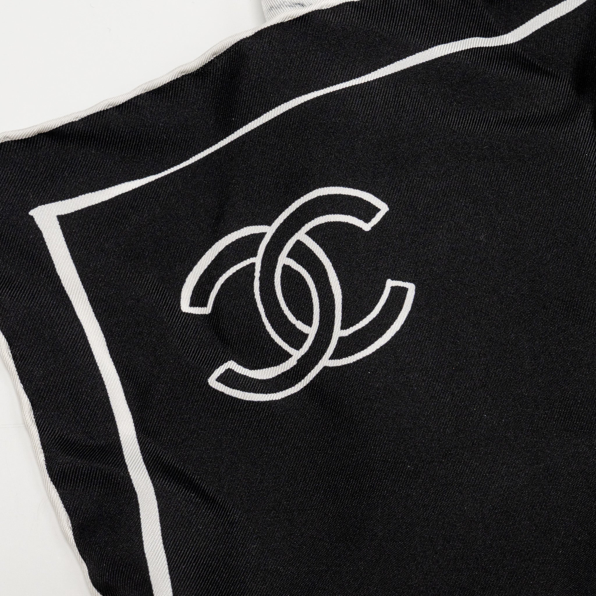 chanel-90x90cm-coco-chanel-silk-scarf-black-white-copy