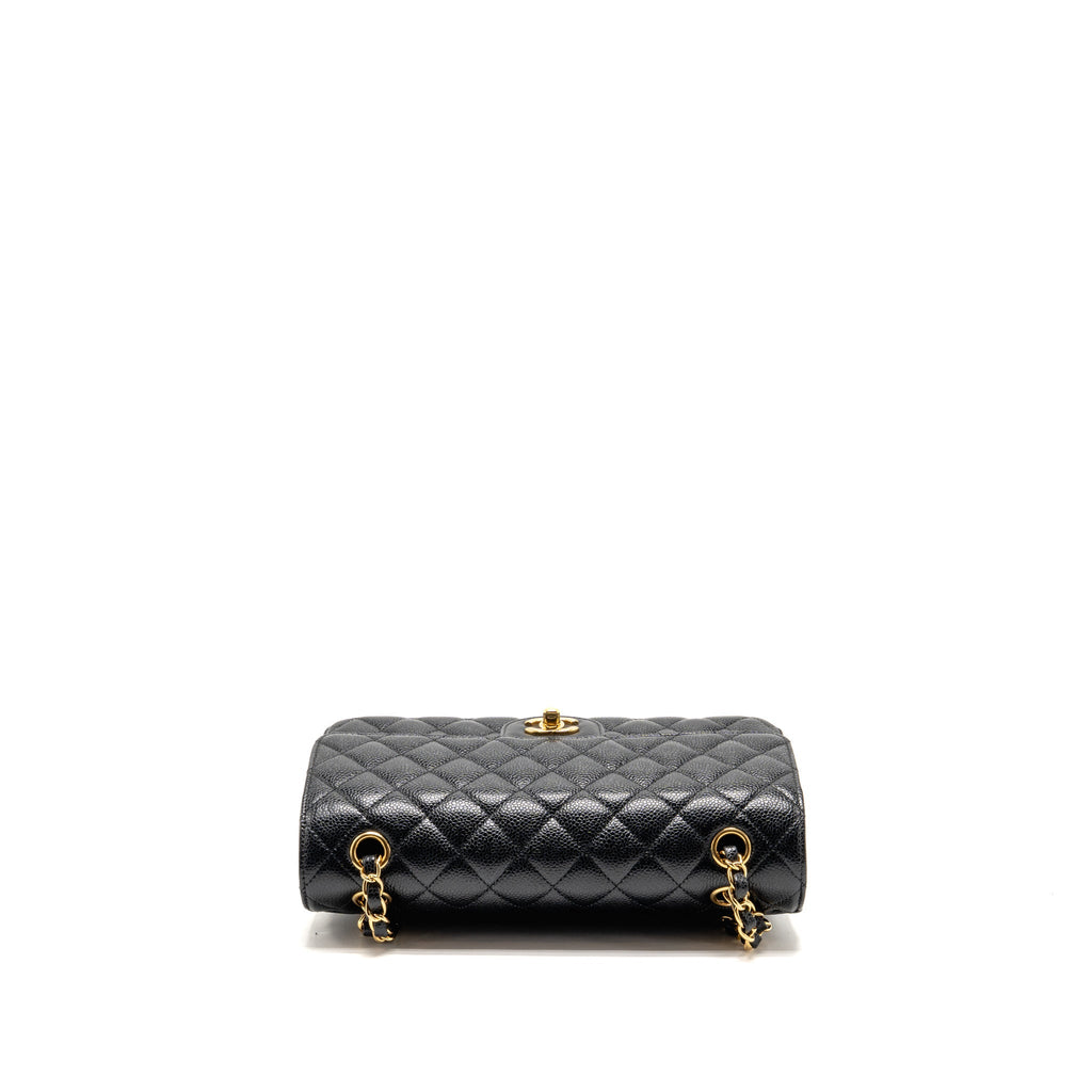 chanel-medium-classic-double-flap-bag-caviar-black-ghw-41