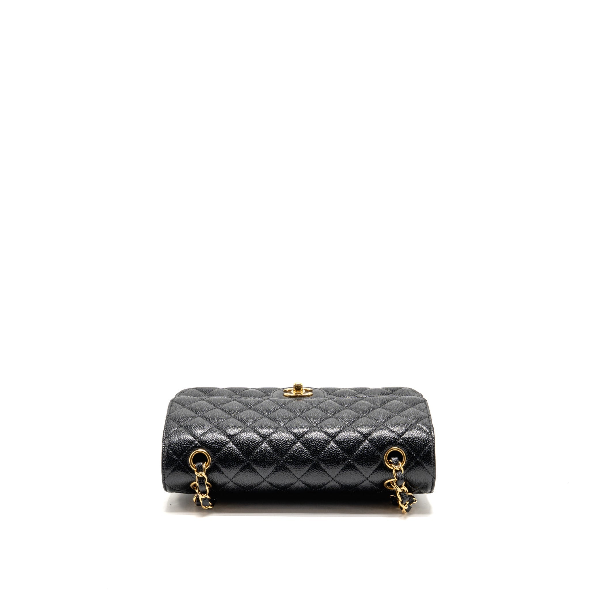chanel-medium-classic-double-flap-bag-caviar-black-ghw-41