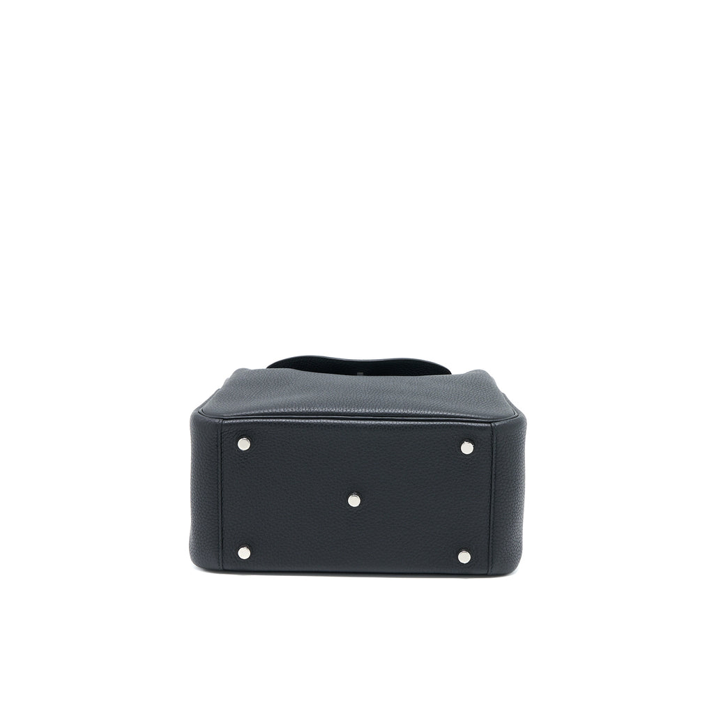 hermes-lindy-26-clemence-black-shw-stamp-y-2