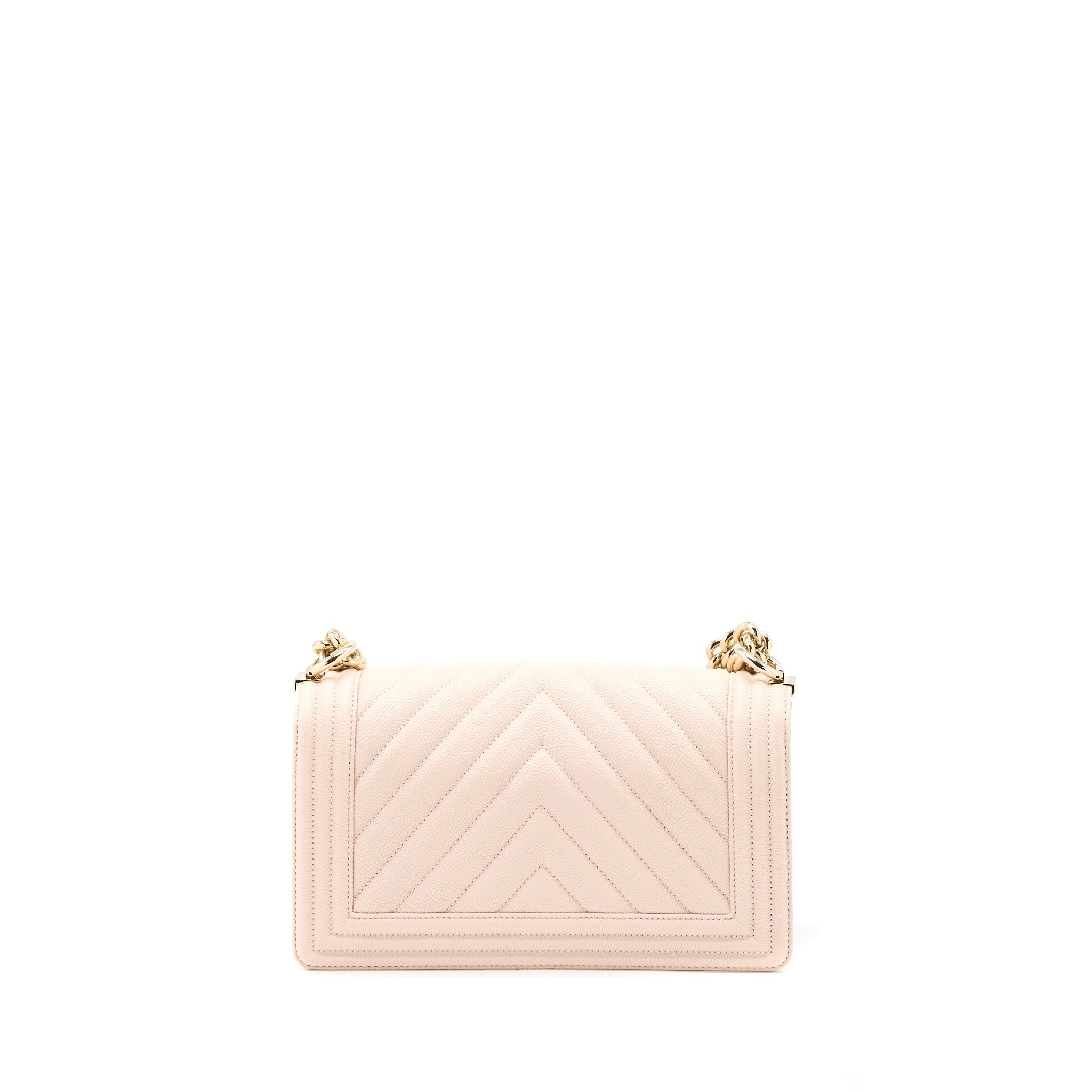 chanel-medium-boy-bag-chevron-caviar-light-pink-lghw