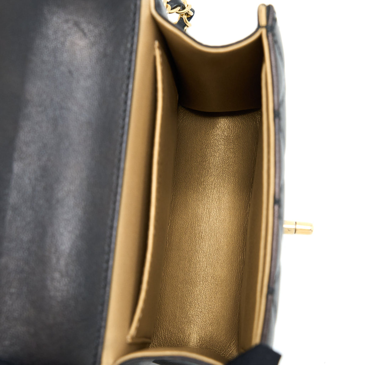 chanel-vertical-pearl-flap-bag-goatskin-black-ghw-1