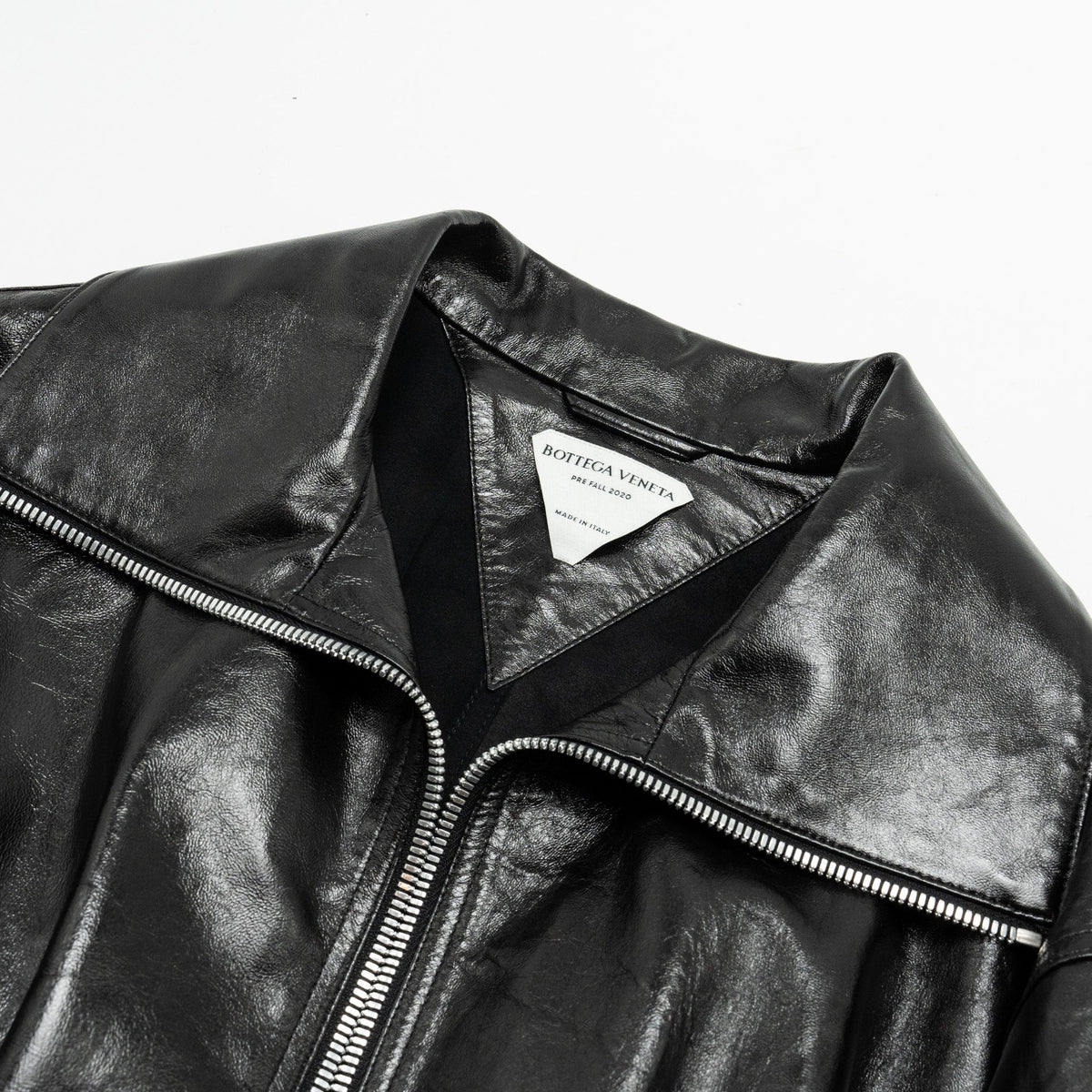 bottega-veneta-size-xs-pre-fall-2020-hooded-shell-trimmed-coat-shiny-lamb-leather-black