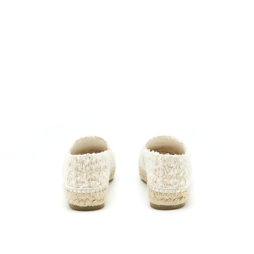 chanel-size-35-tweed-espadrilles-white
