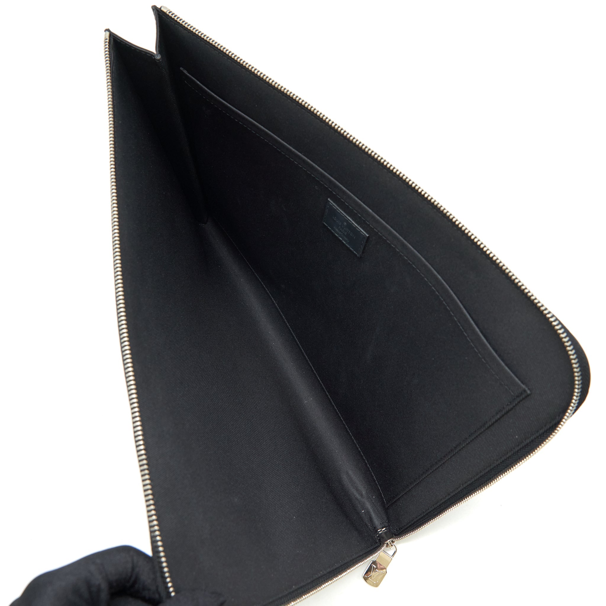 louis-vuitton-pochette-jour-gm-damier-graphite-canvas-shw