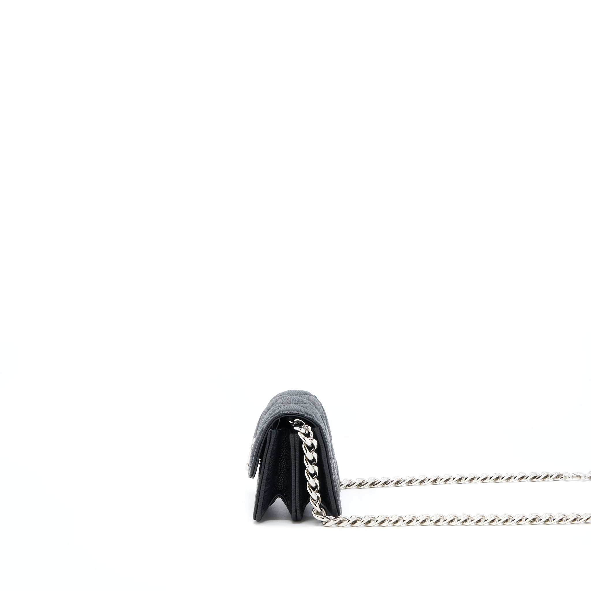 chanel-clutch-with-chain-caviar-black-shw