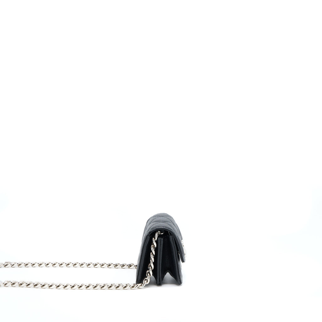 chanel-clutch-with-chain-caviar-black-shw