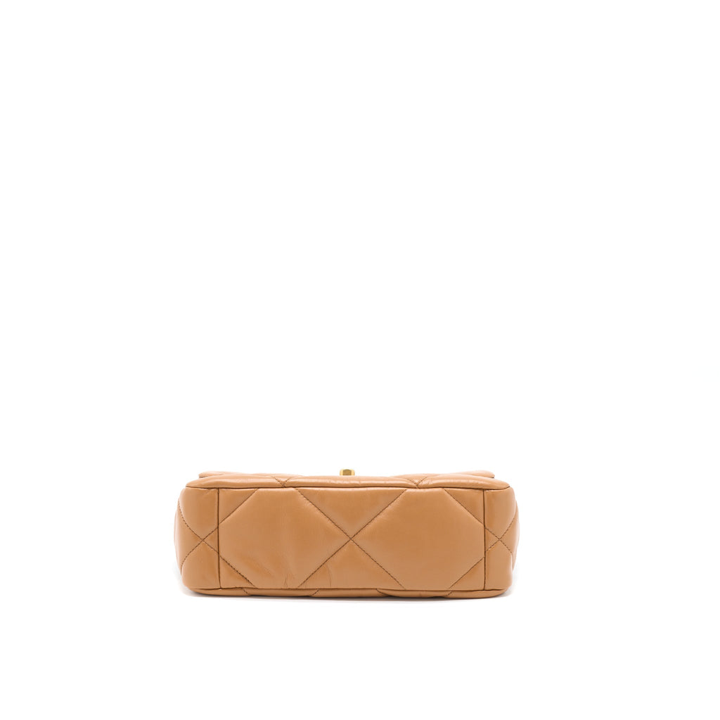 chanel-22a-small-19-bag-lambskin-caramel-ghw-microchip-1