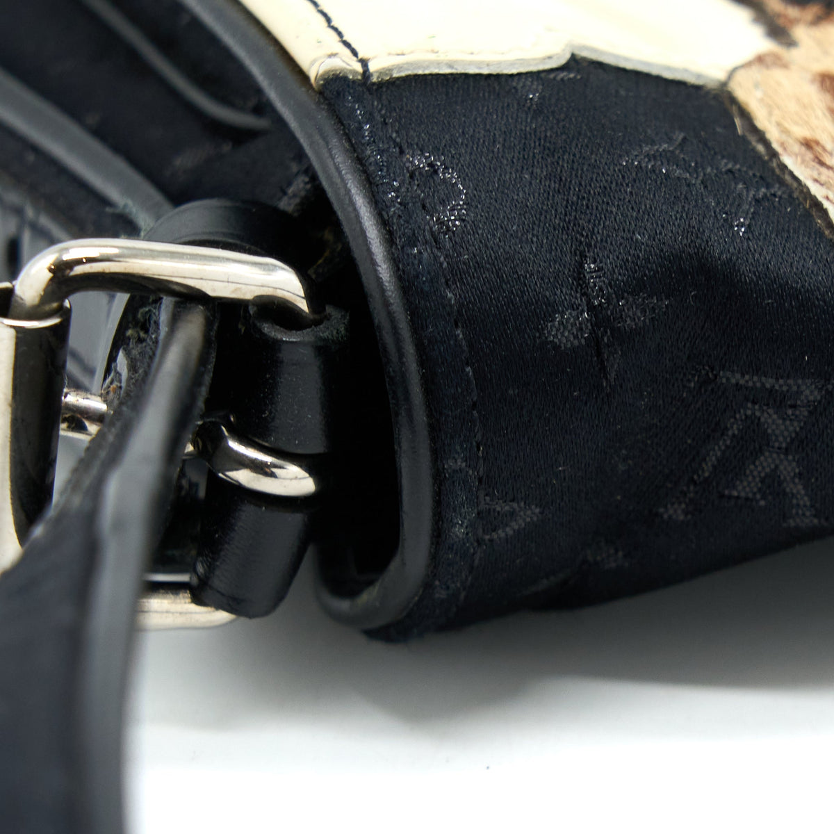 louis-vuitton-conte-de-fees-giraffe-bag-black-multicolour-shw