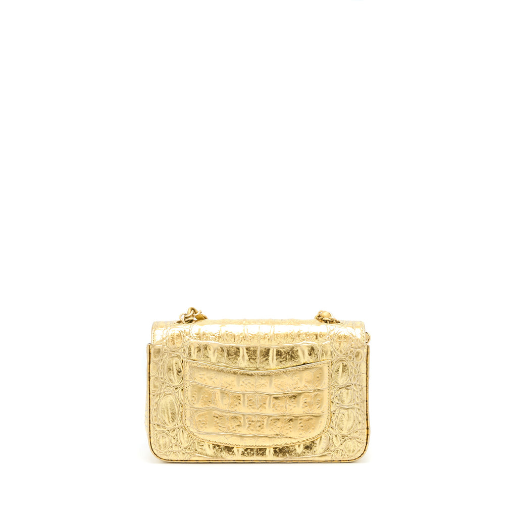 chanel-classic-wallet-on-chain-caviar-black-ghw-microchip-6