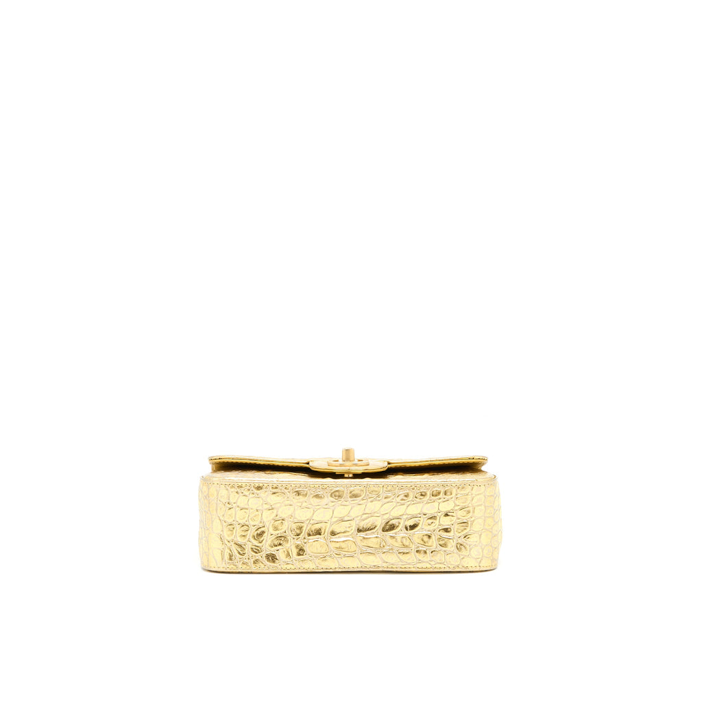chanel-classic-wallet-on-chain-caviar-black-ghw-microchip-6